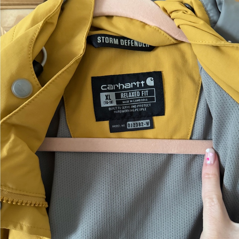 Women’s Carharrt yellow rain jacket - Picture 2 of 2